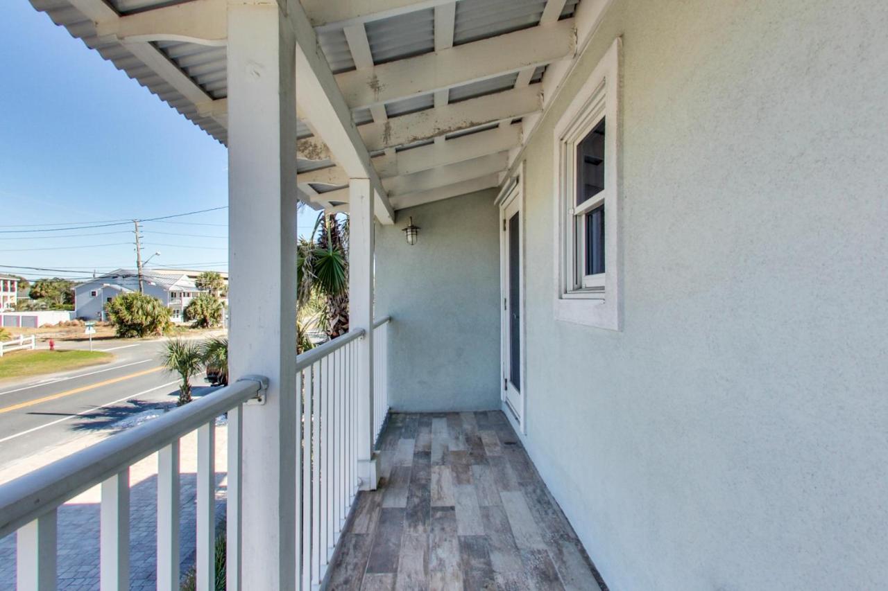 Coastal Beach Bungalow Holiday home